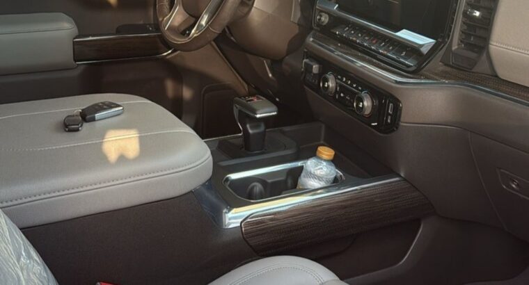 Chevrolet Silverado trail boss LT coupe 2023 Gcc