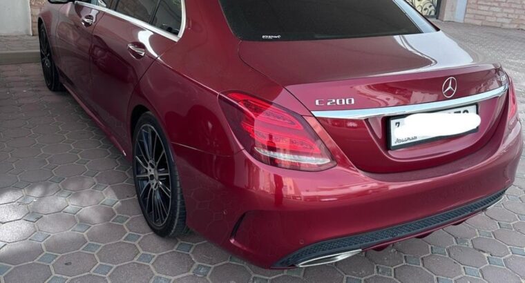 Mercedes C200 full option 2016 Gcc