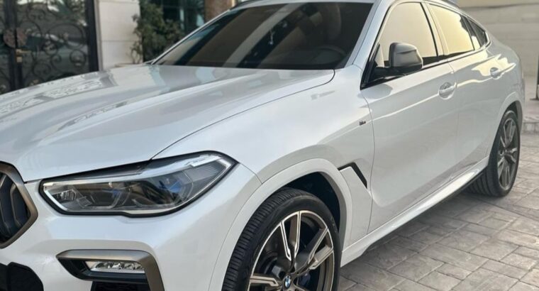 BMW X6 M50i full option 2021 Gcc