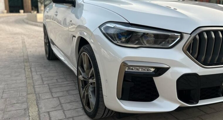 BMW X6 M50i full option 2021 Gcc