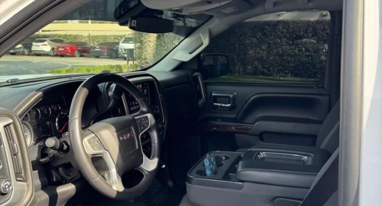 Gmc sierra SLE coupe 2017 Gcc for sale