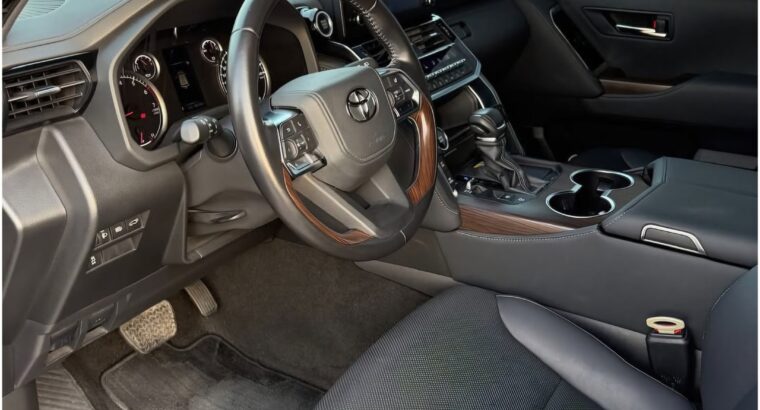 Toyota Land cruiser GXR 2023 Gcc for sale