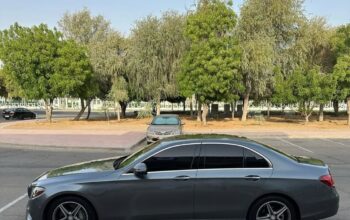 Mercedes E300 in good condition 2017 USA imported