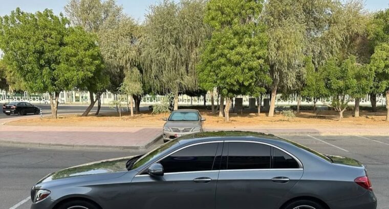 Mercedes E300 in good condition 2017 USA imported