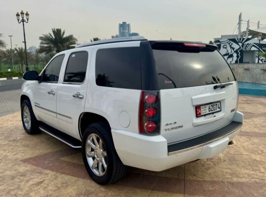 Gmc Youkon Denali 2009 Gcc for sale