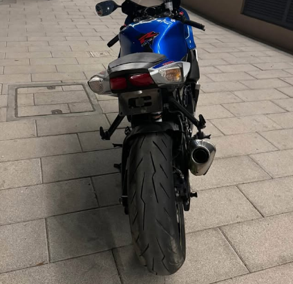 Suzuki gxsr 750 2023 in perfect condition for sale