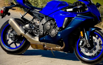 Yamaha R1 2023 GCC for sale