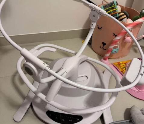 Giggles baby swing for sale