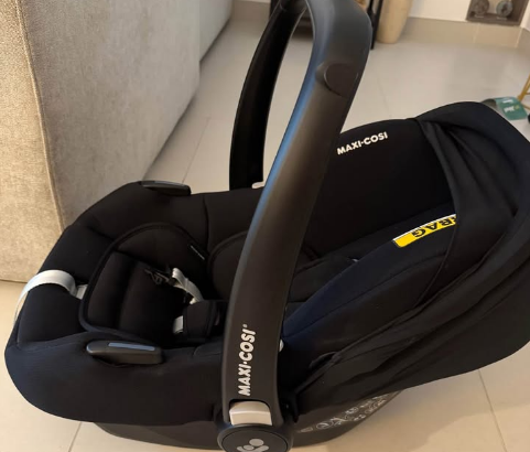 Maxi cosi newborn car seat for sale