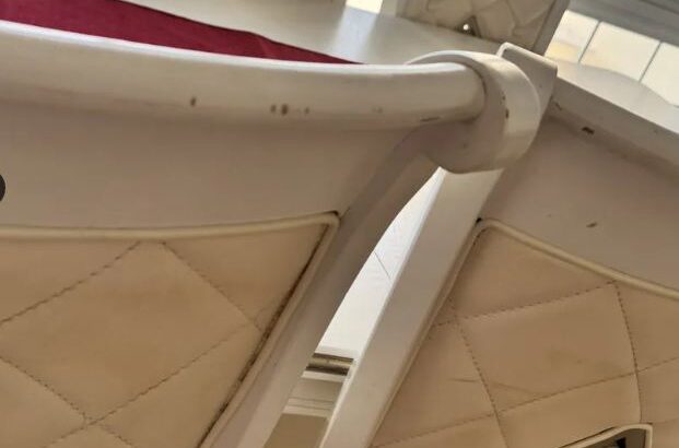 طاولة طعام 8 كراسي مع خزانة بوفيه