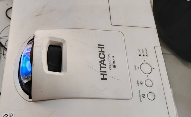 Hitachi short throw projector for sale