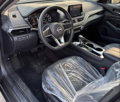 Nissan altima Sv 2023 USA imported