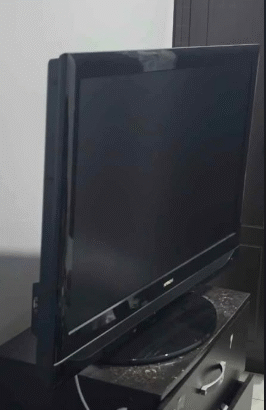 Hitachi tv 42 inch for sale