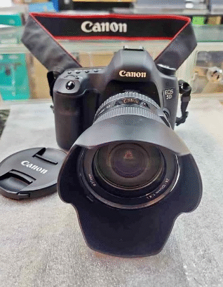 Canon 5D Mark III For Sale