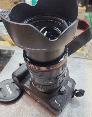 Canon 5D Mark III For Sale