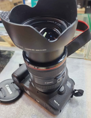 Canon 5D Mark III For Sale