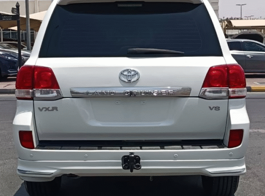 Toyota Land Cruiser vxr v8 2009 in good condition