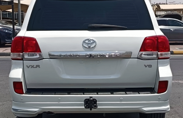 Toyota Land Cruiser vxr v8 2009 in good condition
