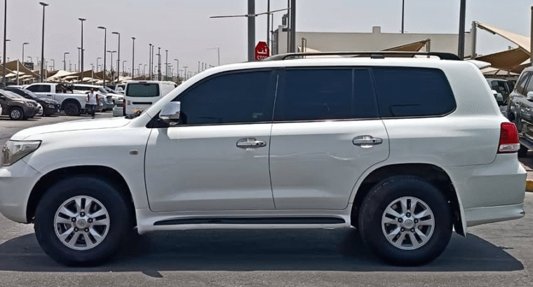 Toyota Land Cruiser vxr v8 2009 in good condition