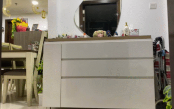 Dresser with Mirror for Sale