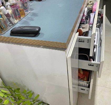 Dresser with Mirror for Sale