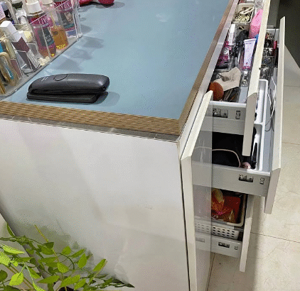 Dresser with Mirror for Sale