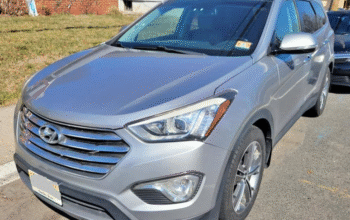 Hyundai santa fe Model 2015 In perfect condition
