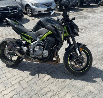 Kawasaki Z900 2017 in perfect condition for sale