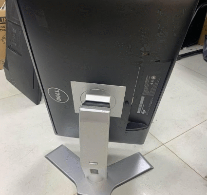 LED monitor 22” dell hydraulic rotatable For Sale