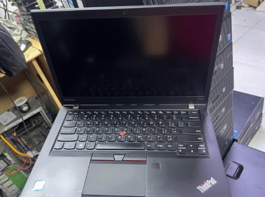 T460s lenovo. I5 6th generation 8gb ram 256gb ssd