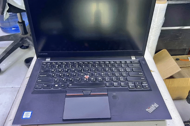 T460s lenovo. I5 6th generation 8gb ram 256gb ssd