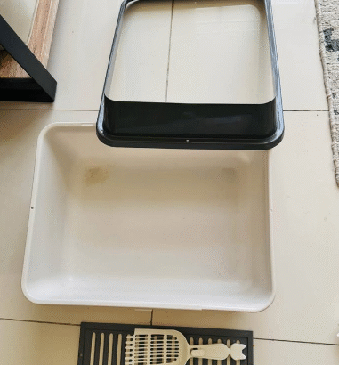 Litter boxes XL size semi covered anti splash for