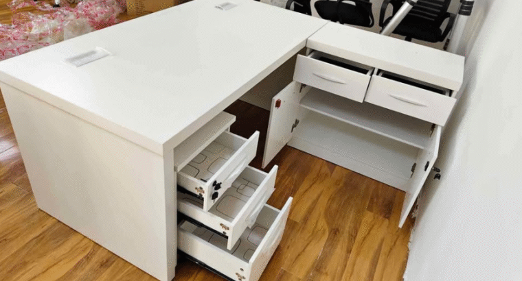 Manager Table L Shape For Sale