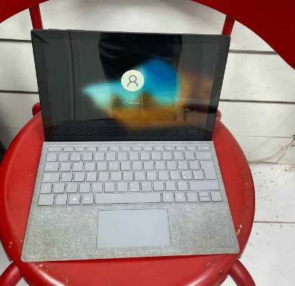 Microsoft Surface Pro 6 i5 8th Gen with warranty f
