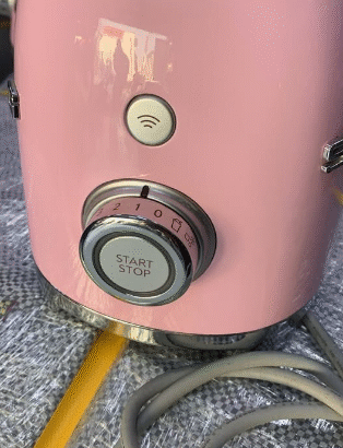 SMEG Retro Personal Blender For Sale with 2 Bottle