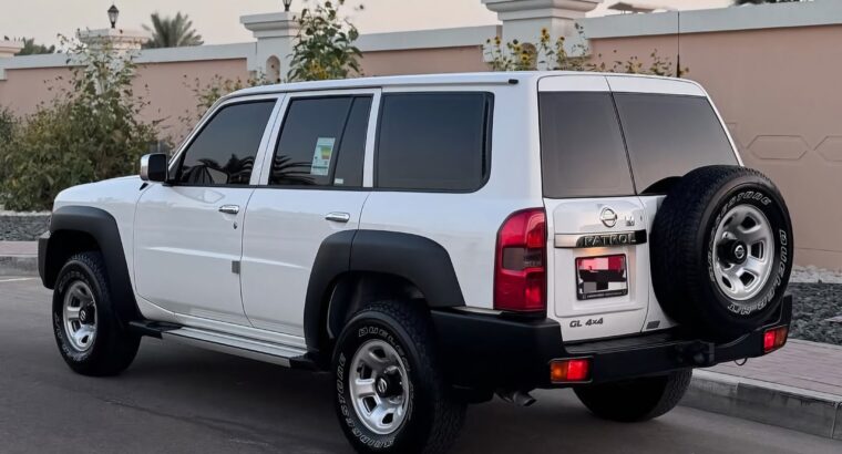 Nissan patrol safari GL 2015 Gcc