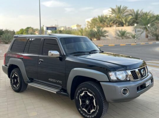 Nissan patrol super safari 2022 Gcc full option