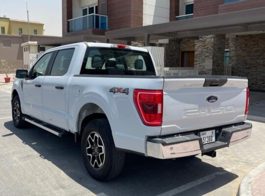 Ford F150 XLT 5.0L 2021 Gcc full option