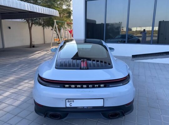 Porsche Carrera 911 fully loaded 2025