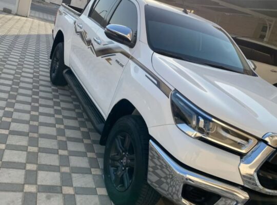 Toyota Hilux full option 2024 Gcc