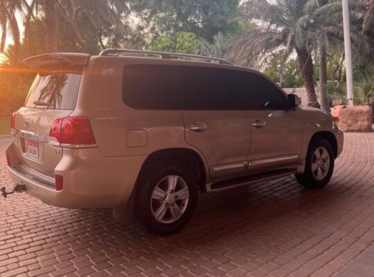Toyota Land cruiser GXR 2015 Gcc for sale