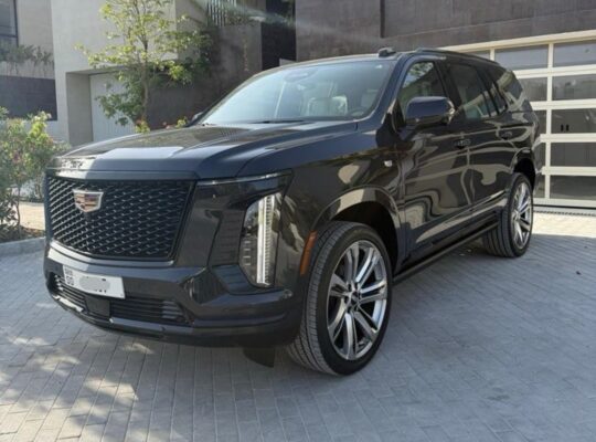 Cadillac Escalade Sport platinum 2025 Gcc
