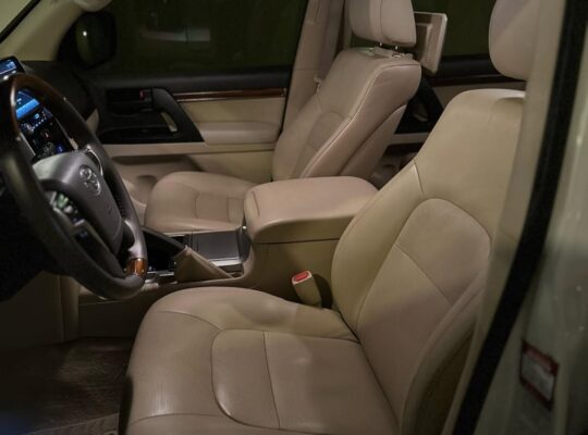 Toyota Land cruiser GXR 2016 Gcc