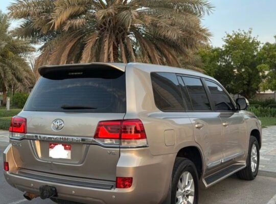 Toyota Land cruiser GXR 2016 Gcc