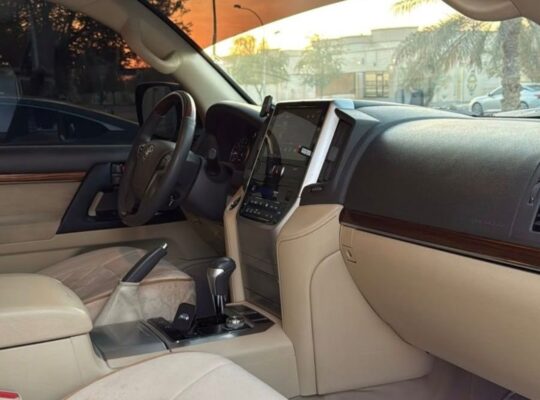 Toyota Land cruiser GXR 2016 Gcc