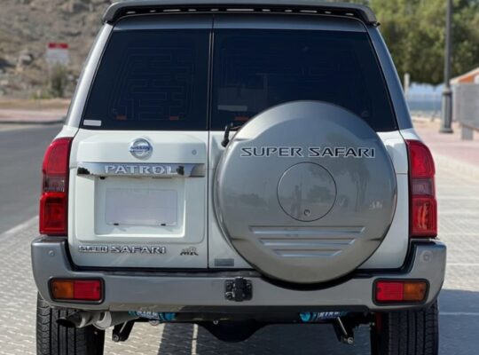 Nissan patrol Super safari 2020 full option Gcc