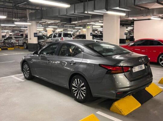 Nissan altima SV 2024 USA imported