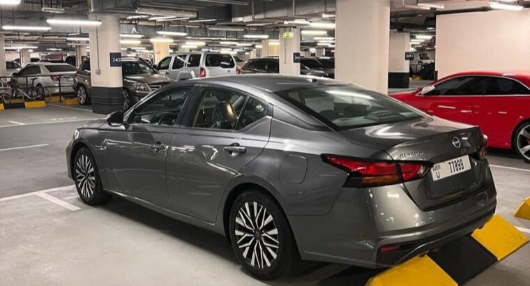 Nissan altima SV 2024 USA imported