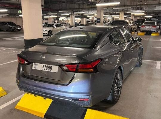 Nissan altima SV 2024 USA imported
