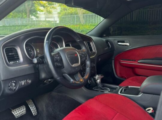 Dodge charger Scatback 6.4L Gcc 2018